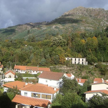 Aparthotel Geres Esterno foto